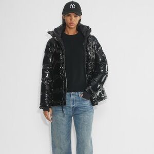 Aritzia- The Super Puff™ - Lacquer